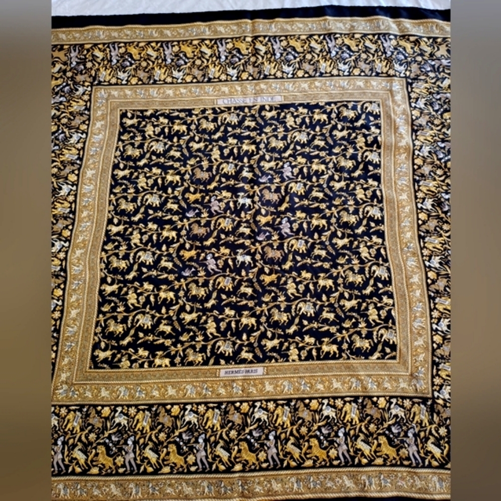 Hermes Chasse En Inde Black & Gold Silk Scarf - Picture 7 of 16